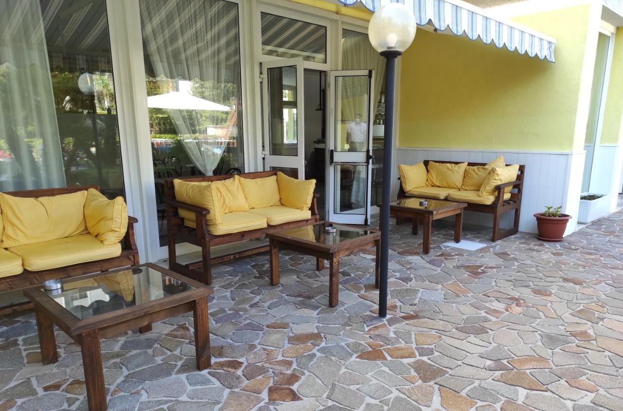 Hotel Ai Pini Grado Buitenkant foto