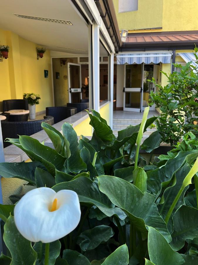 Hotel Ai Pini Grado Buitenkant foto
