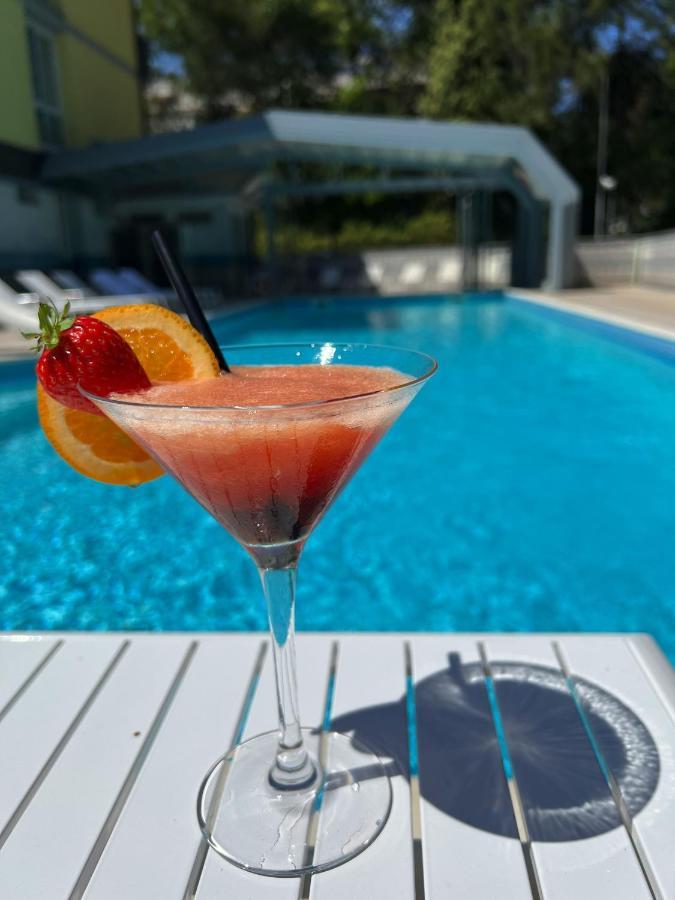 Hotel Ai Pini Grado Buitenkant foto