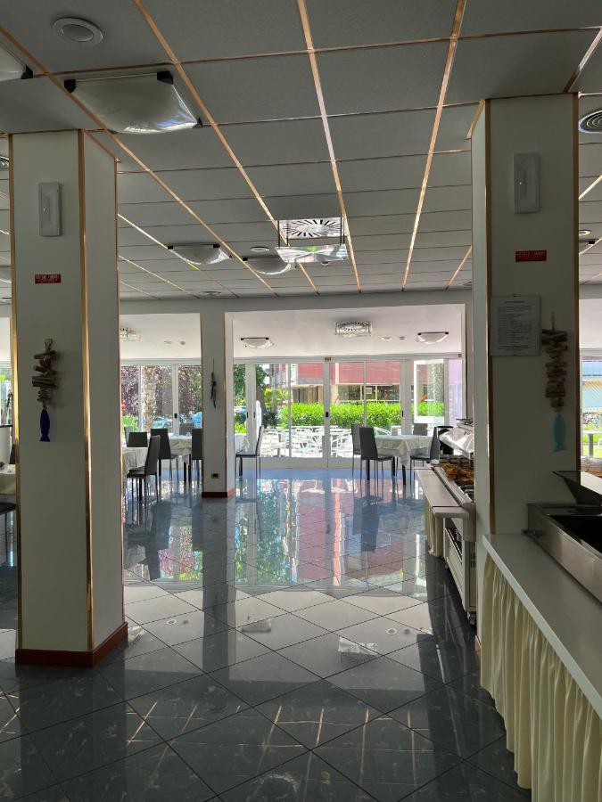 Hotel Ai Pini Grado Buitenkant foto